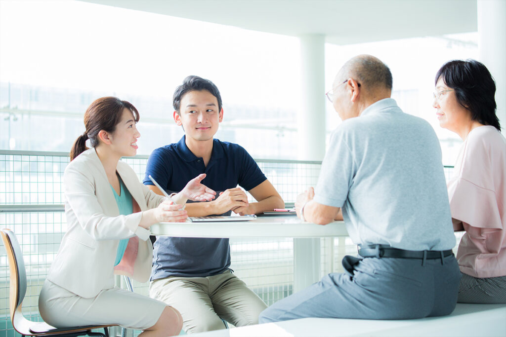 アルツハイマーになりやすい人の特徴は?早期発見の方法についても解説のイメージ画像