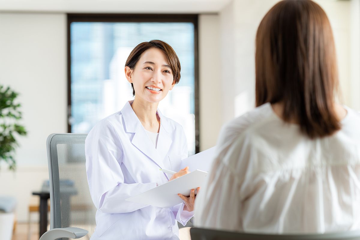 すぐ忘れるのは認知症かも。認知症の初期症状や早期発見のポイントを解説の画像